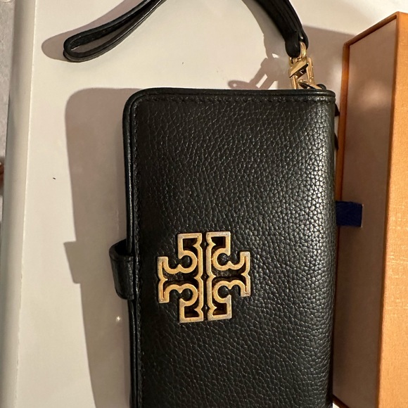 Tory Burch wallet - Picture 3 of 4